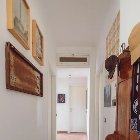 Attico Dei Poeti