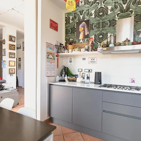 Apartment Attico Dei Poeti La Spezia